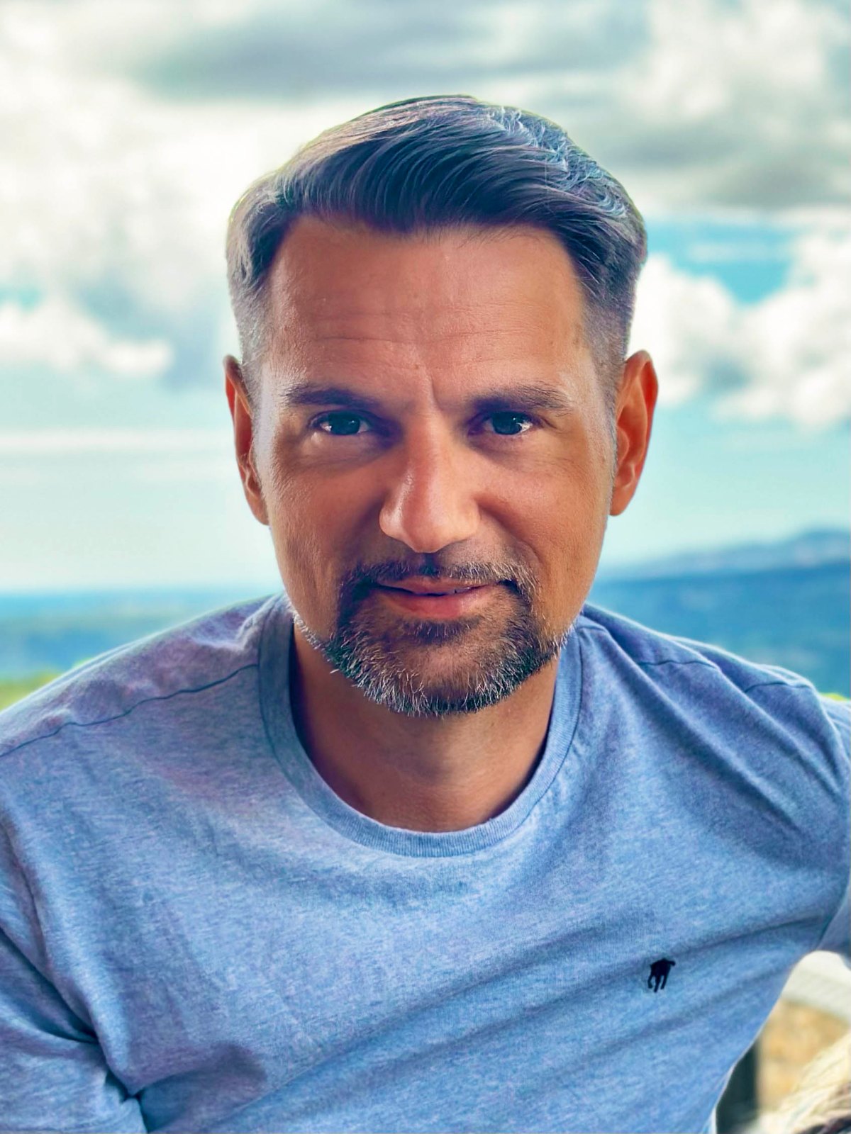 Kuba Ogiński, Customer Experience Manager i współzałożyciel Ars Dentistica w Krakowie